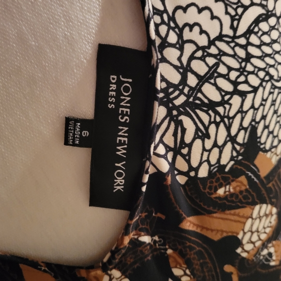 Jones New York Faux Wrap Maxi Dress - Picture 3 of 7